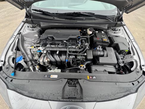 New 2026 Hyundai Elantra Sport FWD image 33