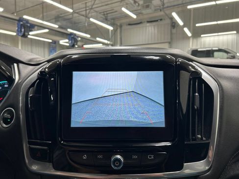 Used 2019 Chevrolet Traverse LT AWD/4WD image 21