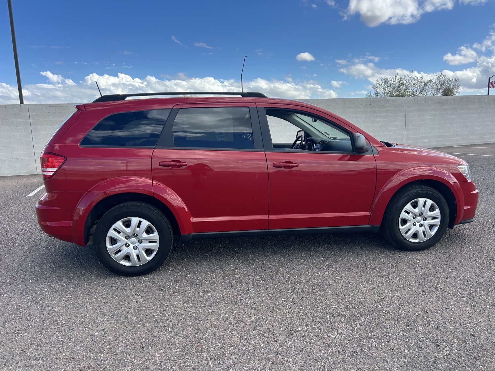 Used 2020 Dodge Journey SE w/ SE Popular Equipment Group FWD image 6