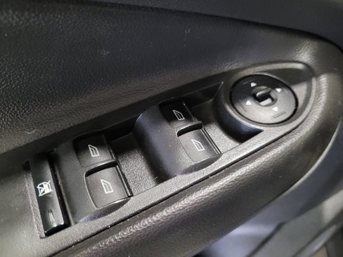 Used 2017 Ford Escape SE AWD/4WD image 27