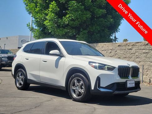 Used 2023 BMW X1 xDrive28i AWD/4WD image 1
