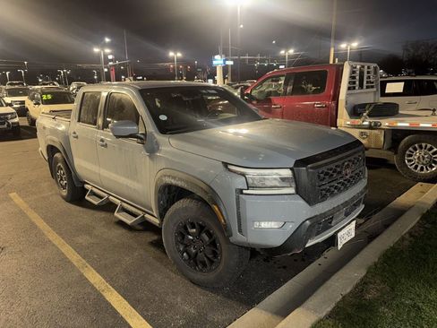 Used 2023 Nissan Frontier PRO-4X w/ Pro-4X Premium Package image 3