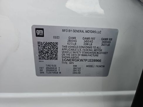Used 2023 Chevrolet Traverse LT FWD image 34
