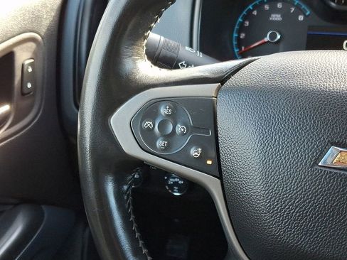 Used 2022 Chevrolet Colorado Z71 image 21