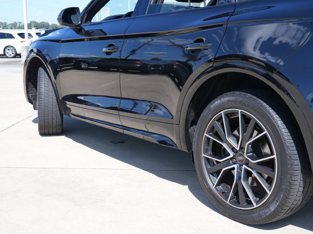 Used 2023 Audi SQ5 Prestige AWD/4WD image 12