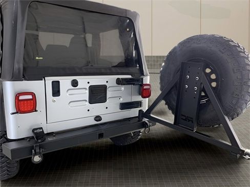 Used 2004 Jeep Wrangler Unlimited image 16