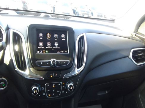 Used 2022 Chevrolet Equinox LT FWD image 25