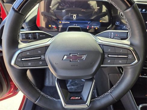 Certified 2025 Chevrolet Traverse Z71 w/ Enhanced Driving Package image 16