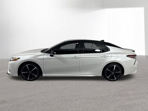 Used 2018 Toyota Camry XSE w/ Driver Assist Package FWD image 30