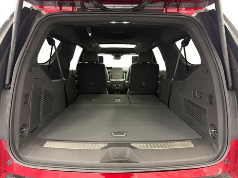 New 2026 GMC Yukon XL Denali w/ Denali Reserve Package image 33