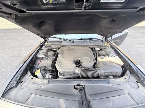 Used 2019 Dodge Challenger SXT w/ Plus Package image 15