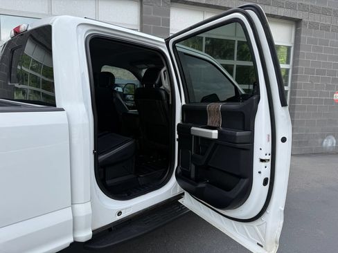 Used 2018 Ford F350 Lariat w/ Chrome Package AWD/4WD image 41