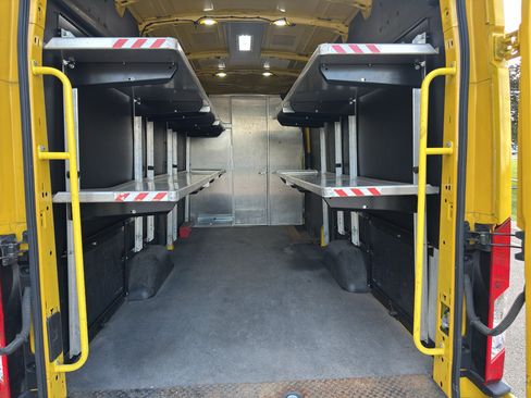 Used 2019 Ford Transit 250 148 High Roof Extended RWD image 16