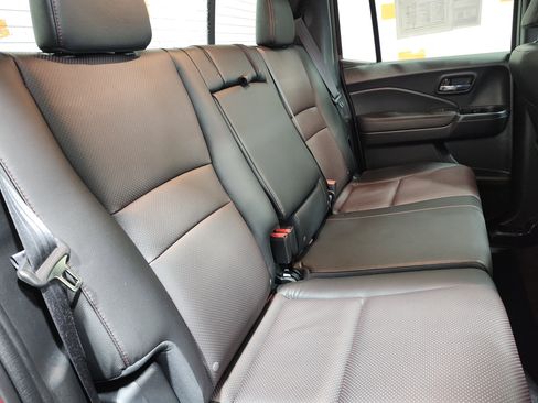 Used 2025 Honda Ridgeline Black Edition image 23