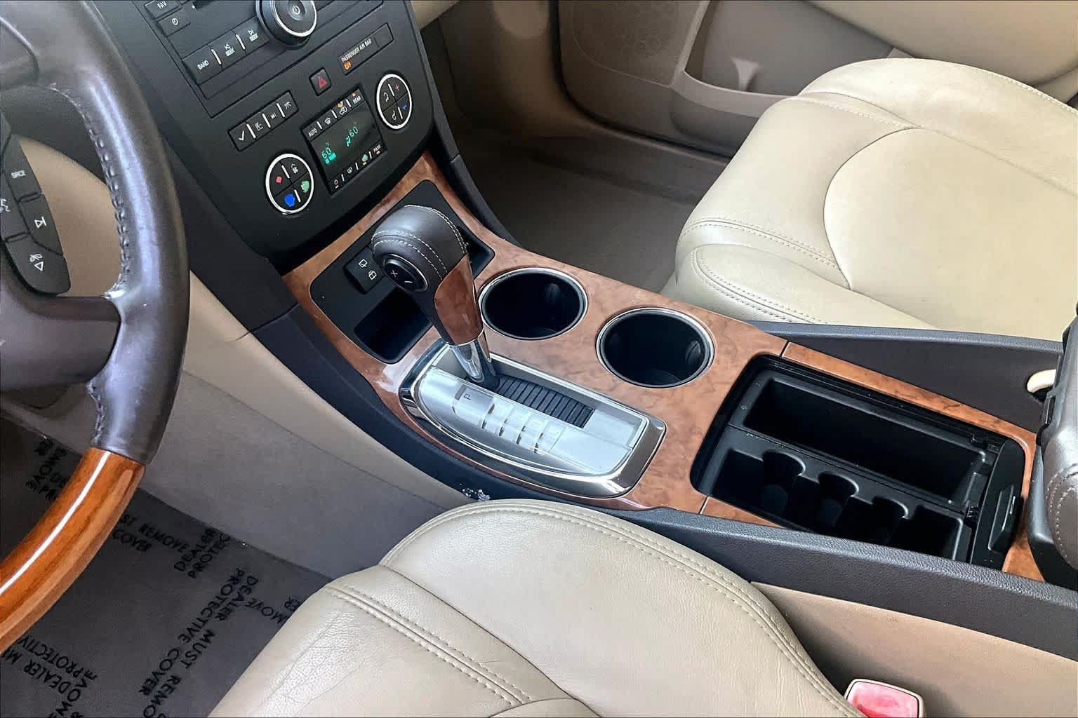 Used 2009 Buick Enclave CX w/ Driver Confidence Package FWD image 14