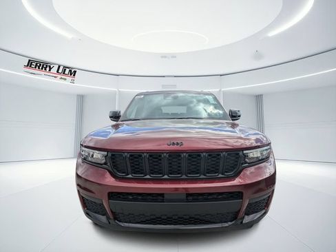 New 2025 Jeep Grand Cherokee L Laredo AWD/4WD image 7