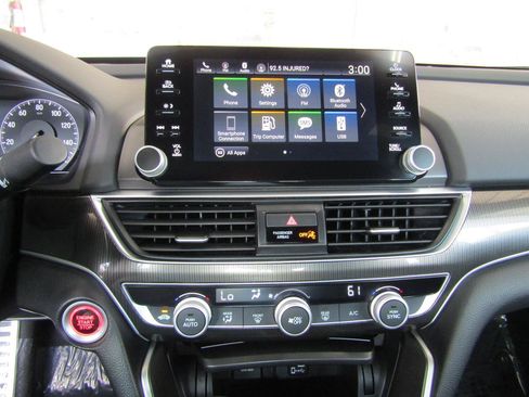 Used 2019 Honda Accord Sport image 11