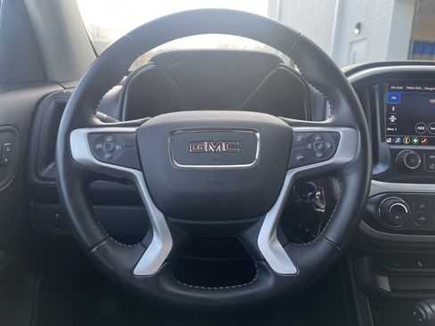 Used 2020 GMC Canyon SLE w/ SLE Convenience Package image 17