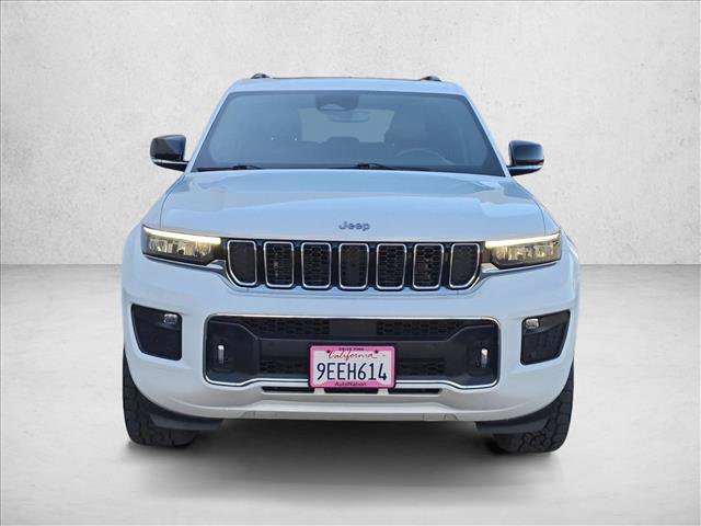 Used 2023 Jeep Grand Cherokee Overland AWD/4WD image 2