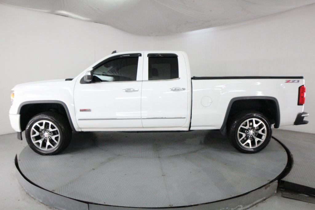 Used 2015 GMC Sierra 1500 SLT w/ All-Terrain Package AWD/4WD image 4