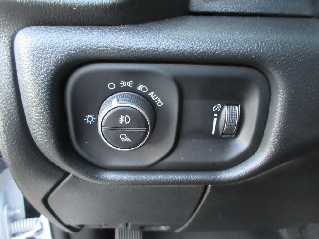 Used 2025 RAM 2500 Tradesman AWD/4WD image 28