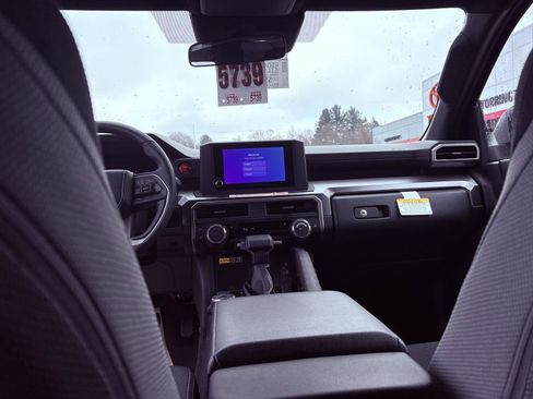 New 2025 Toyota 4Runner 4WD image 26