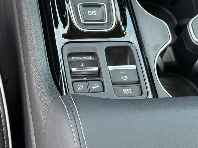 Used 2023 Honda Pilot Elite image 25