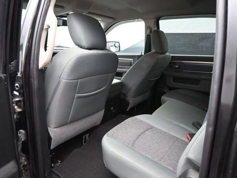 Used 2018 RAM 1500 Big Horn AWD/4WD image 11