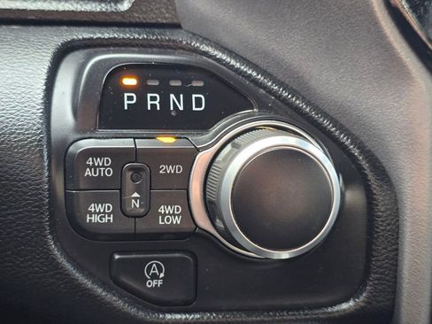 Used 2020 RAM 1500 Big Horn AWD/4WD image 30