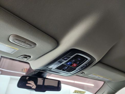 Used 2023 RAM 3500 Laramie image 13