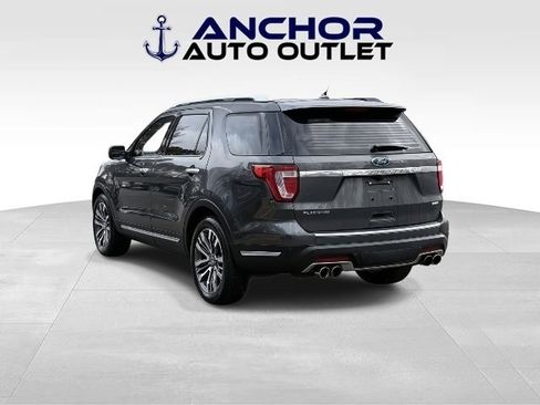 Used 2018 Ford Explorer Platinum image 6