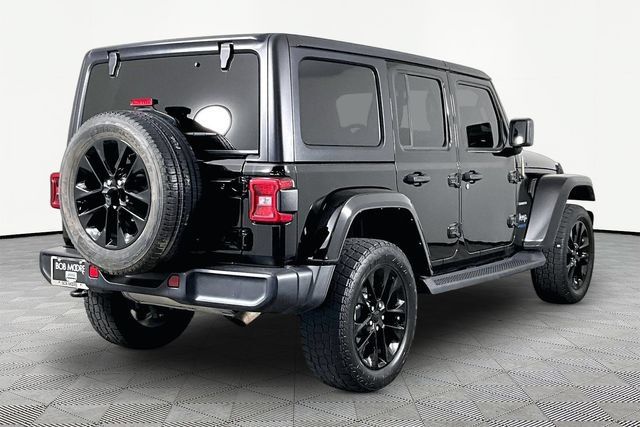 Used 2021 Jeep Wrangler Unlimited Sahara w/ Cold Weather Group AWD/4WD image 6