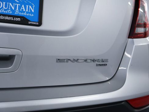 Used 2022 Buick Encore Preferred w/ Safety Package image 10