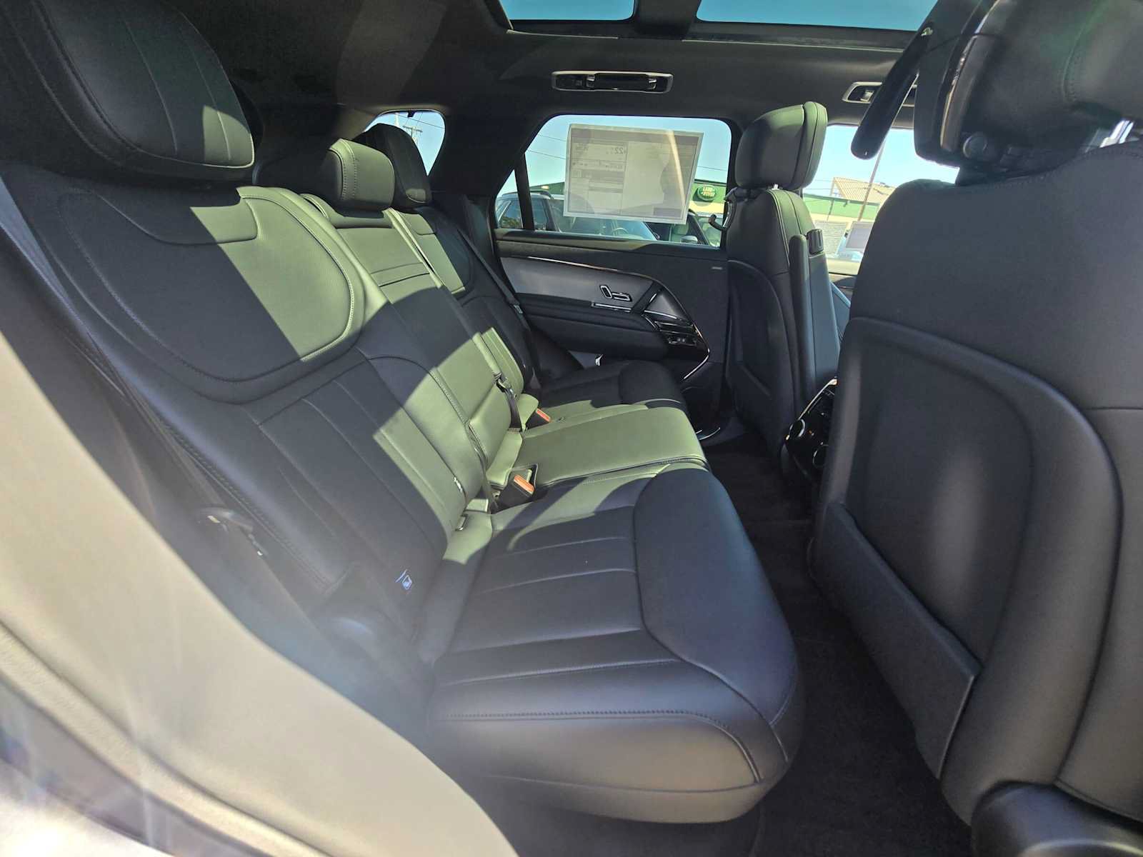 New 2026 Land Rover Range Rover Sport SE AWD/4WD image 12