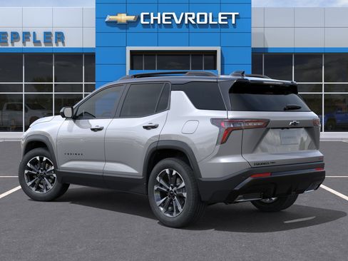 New 2026 Chevrolet Equinox RS w/ Convenience Package III AWD/4WD image 3