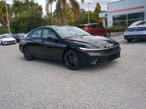 New 2026 Hyundai Elantra SEL Sport Premium FWD image 9