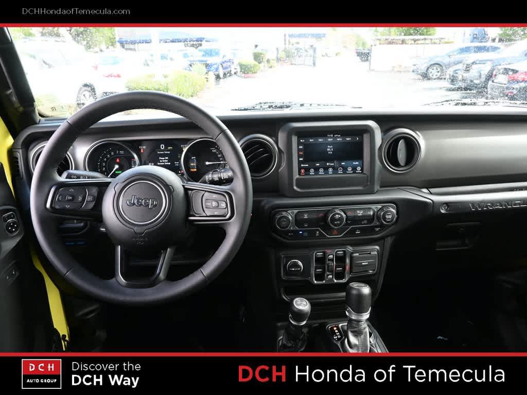 Used 2023 Jeep Wrangler Unlimited w/ Convenience Group AWD/4WD image 8