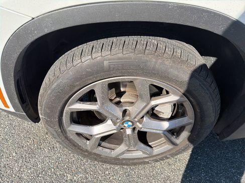 Used 2022 BMW X4 xDrive30i w/ Convenience Package image 11