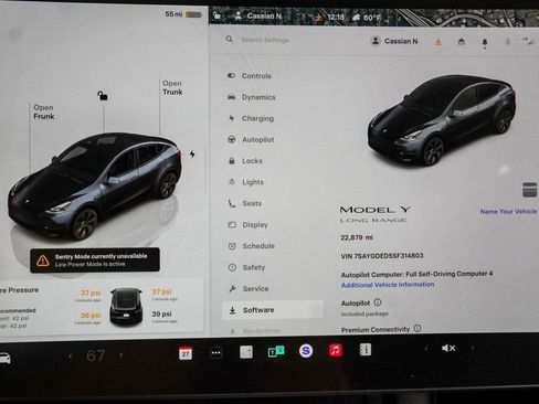 Used 2025 Tesla Model Y Long Range RWD image 19