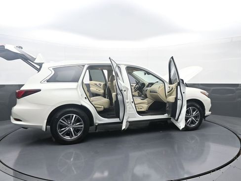 Used 2019 INFINITI QX60 Luxe w/ Essential Package image 45