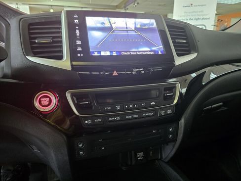 Used 2017 Honda Ridgeline RTL-E image 25