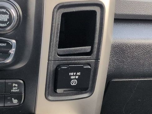 Used 2017 RAM 1500 Big Horn AWD/4WD image 23
