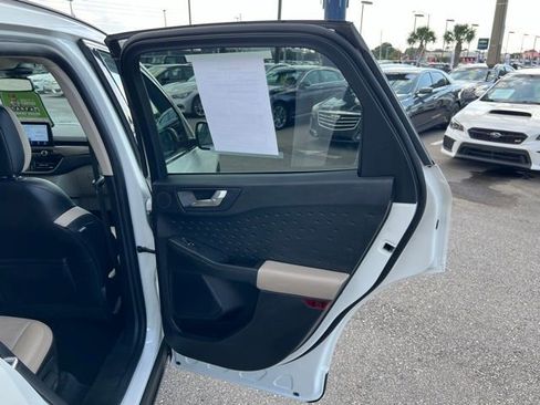 Used 2020 Ford Escape Titanium image 46