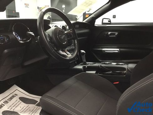 Used 2017 Ford Mustang Convertible image 32