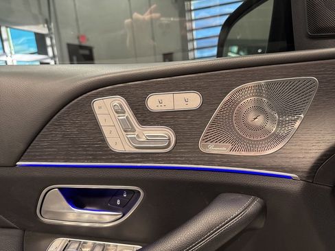 Used 2023 Mercedes-Benz GLE 350 4MATIC w/ AMG Line Exterior image 13