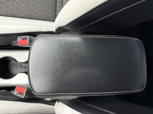 Used 2019 Jeep Compass Latitude w/ Popular Equipment Group image 23