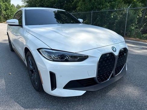 Used 2023 BMW i4 eDrive40 w/ Premium Package RWD image 3