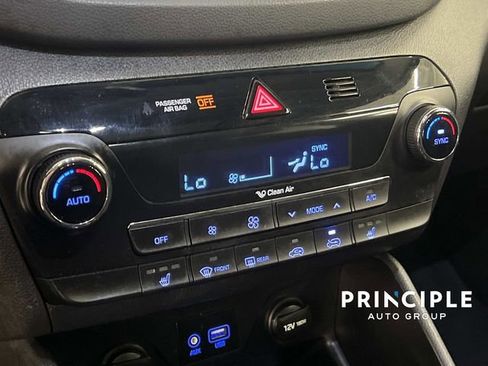 Used 2018 Hyundai Tucson Value w/ Cargo Package image 23