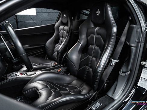 Used 2011 Ferrari 458 Italia Coupe image 5