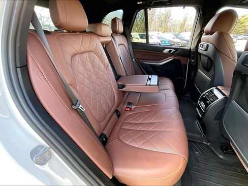 Certified 2023 BMW X5 xDrive45e w/ Executive Package image 20